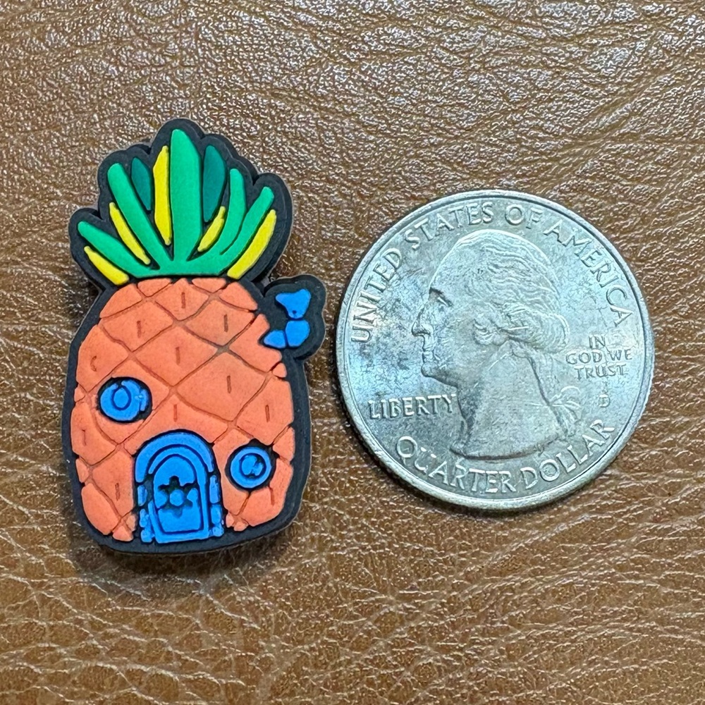 SpongeBob Pineapple Croc Charm - Picture 4 of 4